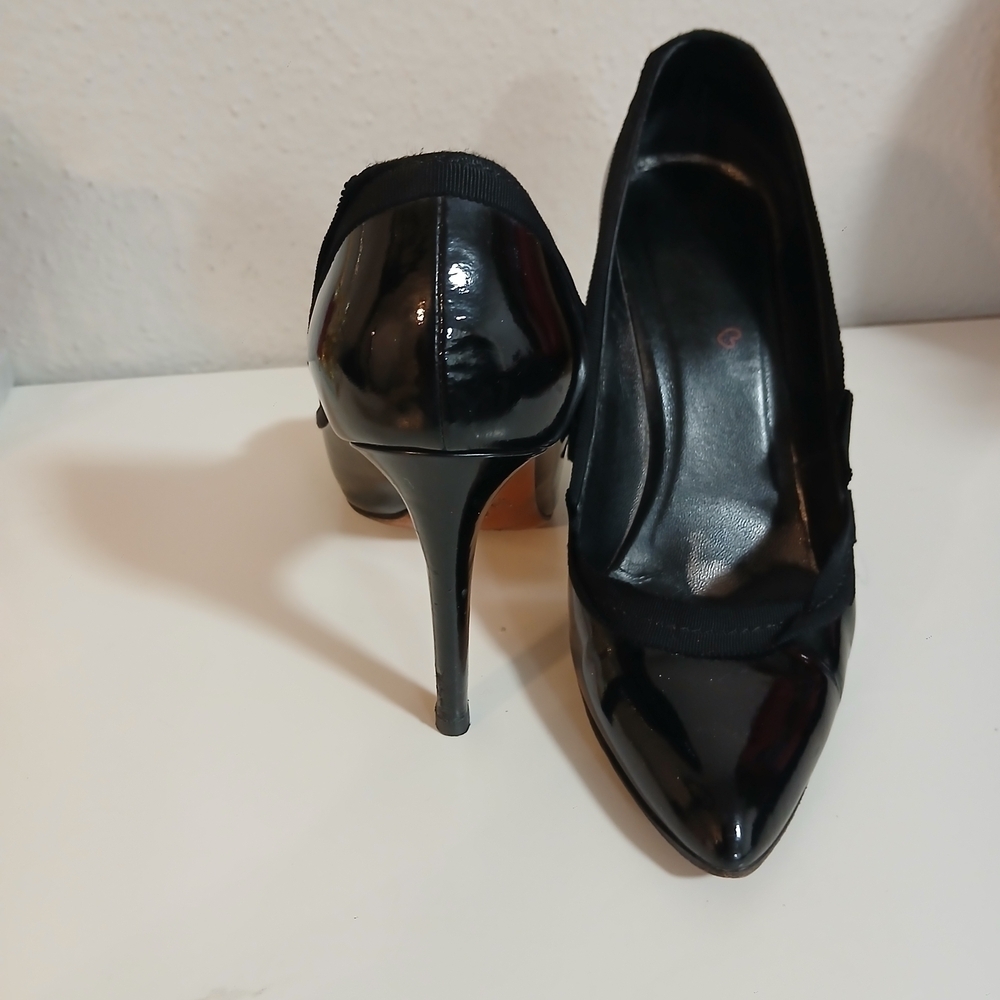 Elegant Black Stiletto Heels
